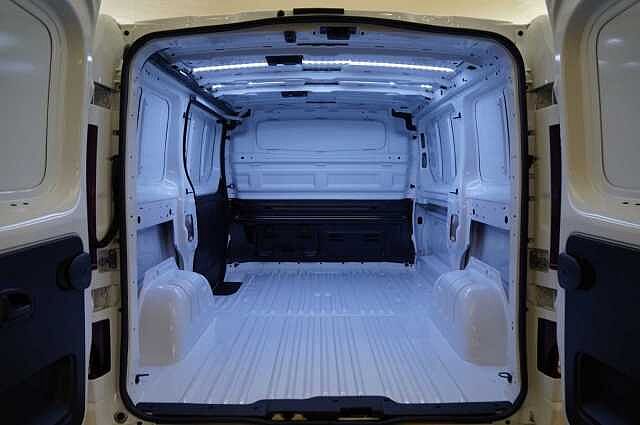 Nissan Primastar 2.0 dCi 130 Tekna L1 H1 3.0T Panel Van