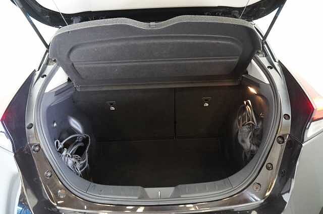 Nissan LEAF 39KW Acenta Auto with Rear View Camera and Apple + Android Integration