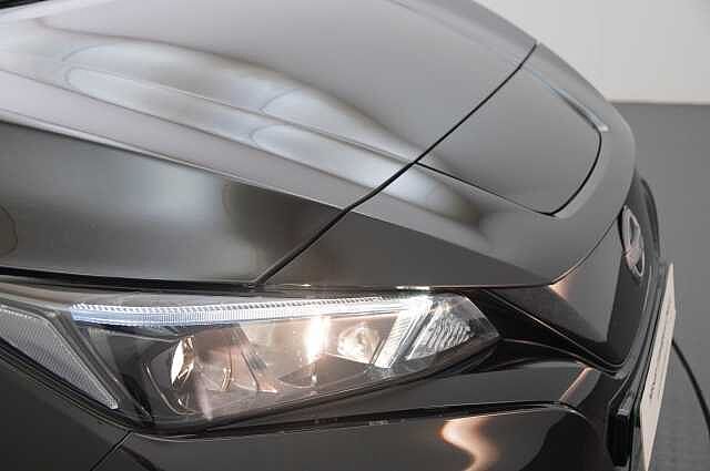 Nissan LEAF 39KW Acenta Auto with Rear View Camera and Apple + Android Integration