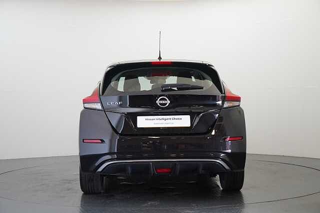 Nissan LEAF 39KW Acenta Auto with Rear View Camera and Apple + Android Integration