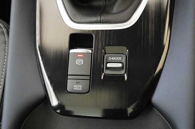 Nissan Qashqai 1.3 DIG-T MH 158 Tekna+ with Premium Leather and Drive Assist Technology