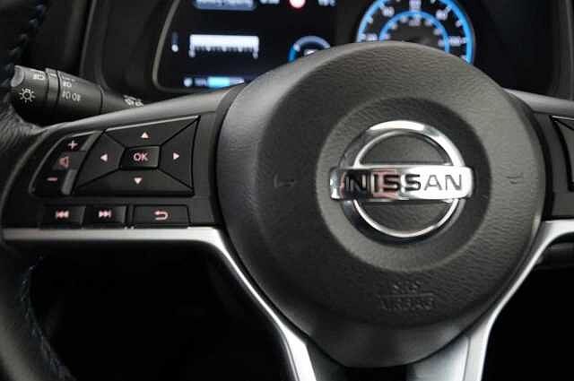 Nissan LEAF 40KW Acenta Auto with Intelligent Cruise Control and Rear View Camera
