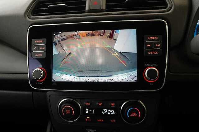 Nissan LEAF 40KW Acenta Auto with Intelligent Cruise Control and Rear View Camera