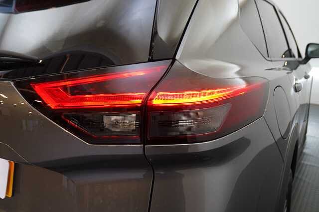 Nissan X-Trail 1.5 VC-T MH 163 N-Connecta X-Tronic Auto with 7 Seats + Nav and 360 Cameras