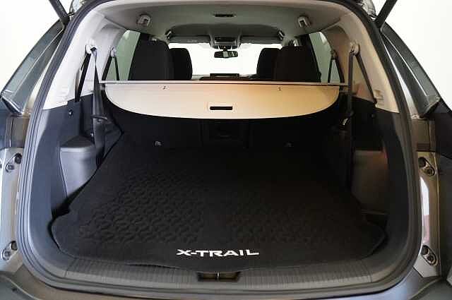 Nissan X-Trail 1.5 VC-T MH 163 N-Connecta X-Tronic Auto with 7 Seats + Nav and 360 Cameras