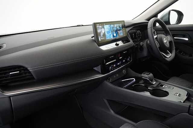 Nissan X-Trail 1.5 VC-T MH 163 N-Connecta X-Tronic Auto with 7 Seats + Nav and 360 Cameras