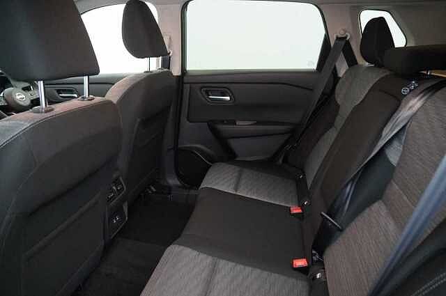 Nissan X-Trail 1.5 VC-T MH 163 N-Connecta X-Tronic Auto with 5 Seats + Nav and 360 Cameras