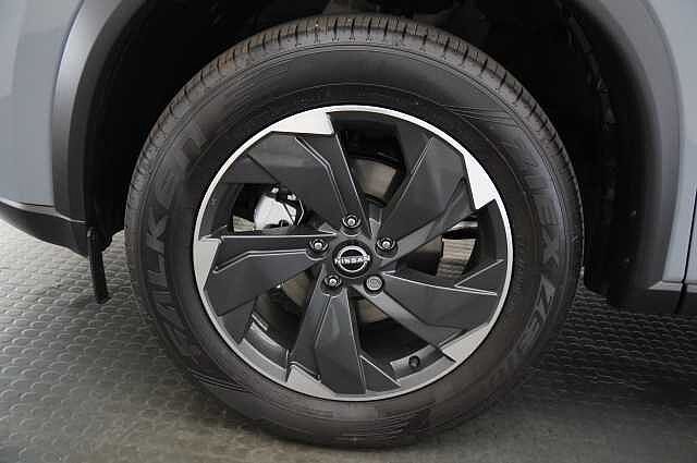 Nissan X-Trail 1.5 VC-T MH 163 N-Connecta X-Tronic Auto with 5 Seats + Nav and 360 Cameras