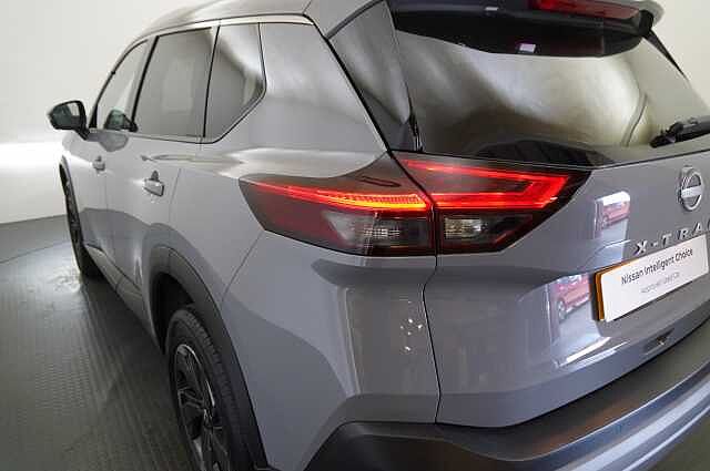 Nissan X-Trail 1.5 VC-T MH 163 N-Connecta X-Tronic Auto with 5 Seats + Nav and 360 Cameras