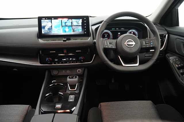 Nissan X-Trail 1.5 VC-T MH 163 N-Connecta X-Tronic Auto with 5 Seats + Nav and 360 Cameras