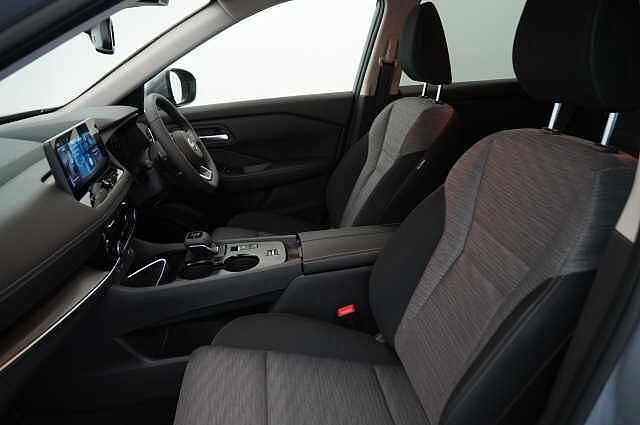 Nissan X-Trail 1.5 VC-T MH 163 N-Connecta X-Tronic Auto with 5 Seats + Nav and 360 Cameras