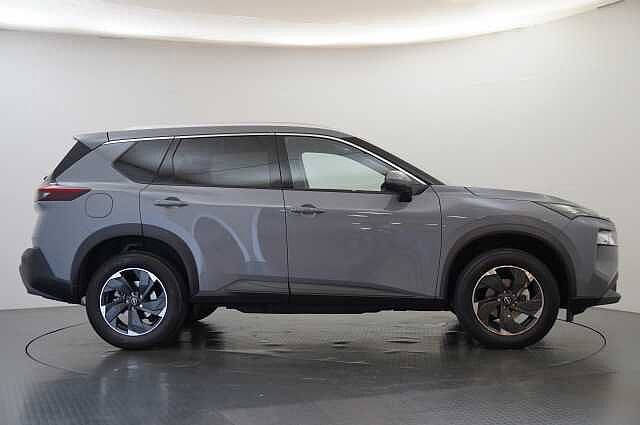 Nissan X-Trail 1.5 VC-T MH 163 N-Connecta X-Tronic Auto with 5 Seats + Nav and 360 Cameras