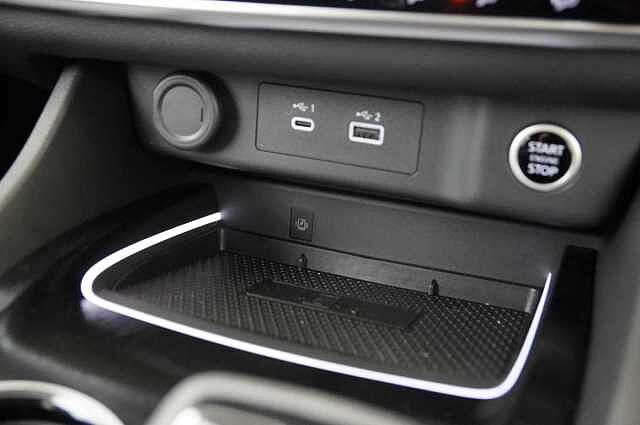 Nissan X-Trail 1.5 VC-T MH 163 N-Connecta X-Tronic Auto with 5 Seats + Nav and 360 Cameras