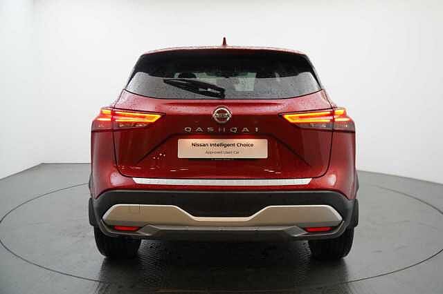 Nissan Qashqai 1.3 DIG-T MH 158 2WD N-Connecta X-Tronic Auto with Nav + 360 View Cameras