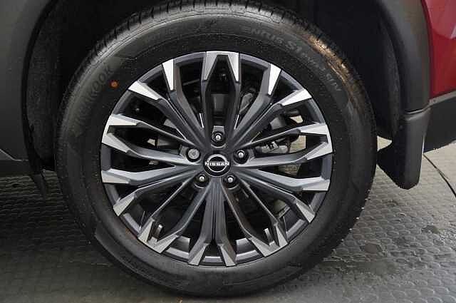 Nissan X-Trail 1.5 VC-T MH 163 Tekna X-Tronic Auto with 7 Seats and Panoramic Sunroof