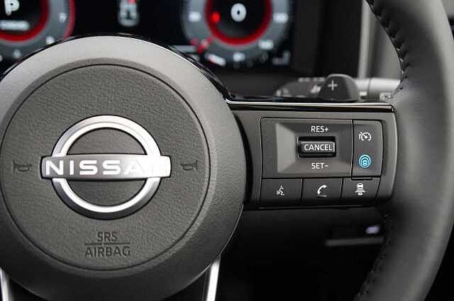 Nissan X-Trail 1.5 VC-T MH 163 Tekna X-Tronic Auto with 7 Seats and Panoramic Sunroof