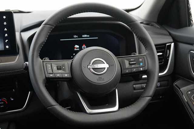 Nissan X-Trail 1.5 VC-T MH 163 Tekna X-Tronic Auto with 7 Seats and Panoramic Sunroof