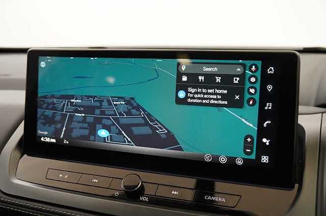 Nissan Qashqai 1.3 DIG-T MH 140 N-Connecta with Glass Roof Pack + Sat Nav and 360 Cameras