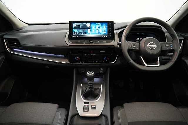 Nissan Qashqai 1.3 DIG-T MH 140 N-Connecta with Glass Roof Pack + Sat Nav and 360 Cameras