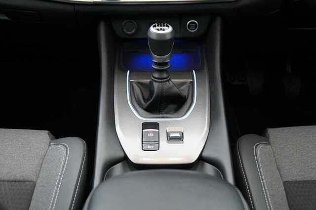 Nissan Qashqai 1.3 DIG-T MH 140 N-Connecta with Glass Roof Pack + Sat Nav and 360 Cameras