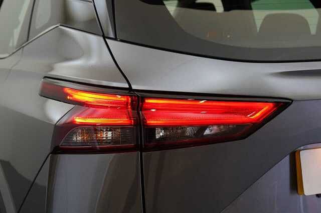 Nissan Qashqai 1.3 DIG-T MH 140 Acenta Premium with Rear View Camera and Intelligent Key