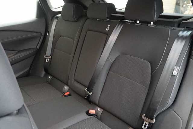 Nissan Qashqai 1.3 DIG-T MH 140 Acenta Premium with Rear View Camera and Intelligent Key