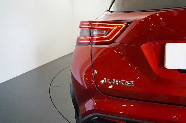 Nissan Juke 1.0 DIG-T 114 N-Connecta with Sat Nav + Rear Camera and Heat Pack Upgrade