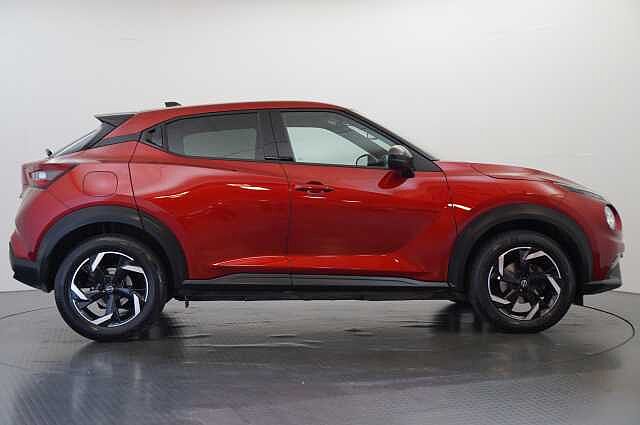 Nissan Juke 1.0 DIG-T 114 N-Connecta with Sat Nav + Rear Camera and Heat Pack Upgrade