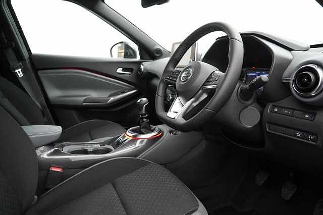 Nissan Juke 1.0 DIG-T 114 N-Connecta with Sat Nav + Rear Camera and Heat Pack Upgrade