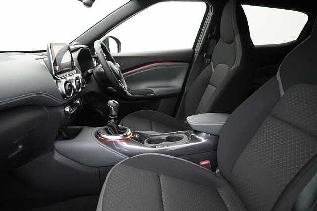 Nissan Juke 1.0 DIG-T 114 N-Connecta with Sat Nav + Rear Camera and Heat Pack Upgrade