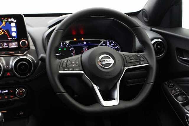 Nissan Juke 1.0 DIG-T 114 N-Connecta with Sat Nav + Rear Camera and Heat Pack Upgrade