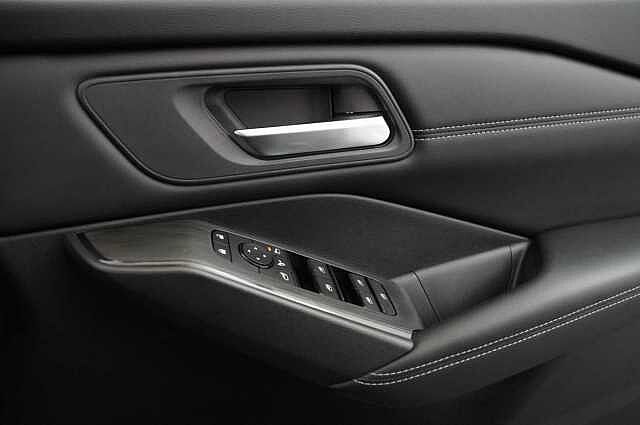 Nissan Qashqai 1.5 190 e-Power Acenta Premium Auto with Rear Camera and Apple + Android