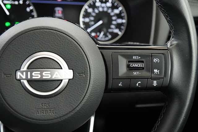 Nissan Qashqai 1.5 190 e-Power Acenta Premium Auto with Rear Camera and Apple + Android