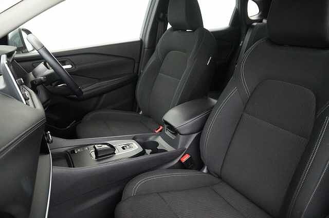 Nissan Qashqai 1.5 190 e-Power Acenta Premium Auto with Rear Camera and Apple + Android