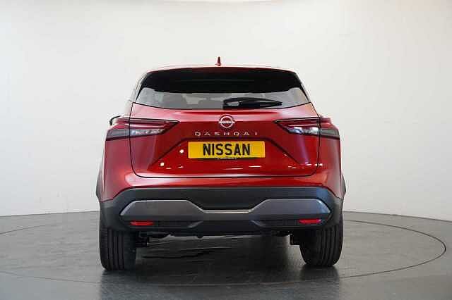 Nissan Qashqai 1.3 DIG-T MH 158 Tekna X-Tronic Auto with Glass Roof and Pro Pilot Assist