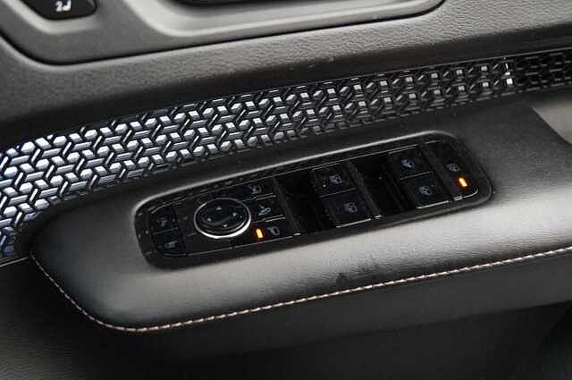 Nissan ARIYA 63KW Evolve Auto with BOSE Audio and Panoramic Sunroof