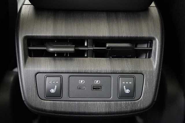 Nissan ARIYA 63KW Evolve Auto with BOSE Audio and Panoramic Sunroof