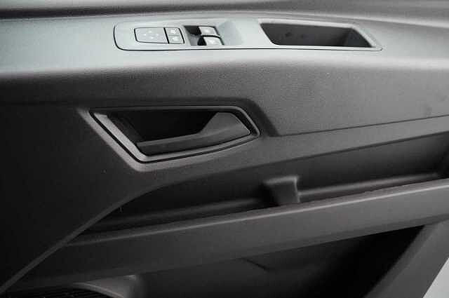 Nissan Interstar 2.0 dCi 130 Tekna L3 H2 3.5T Panel Van