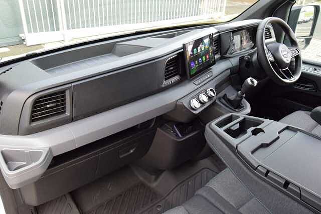 Nissan Interstar 2.0 dCi 130 Tekna L3 H2 3.5T Panel Van