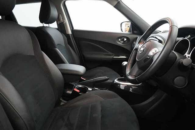 Nissan Juke 1.6 112 BOSE Personal Edition with Nav + Rear Camera & Black Exterior Pack