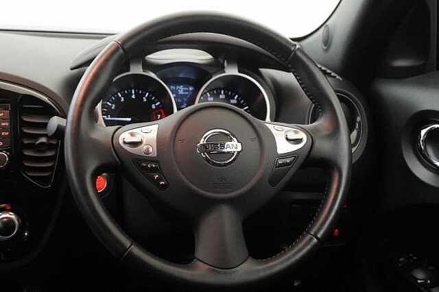 Nissan Juke 1.6 112 BOSE Personal Edition with Nav + Rear Camera & Black Exterior Pack