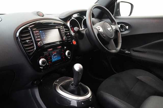 Nissan Juke 1.6 112 BOSE Personal Edition with Nav + Rear Camera & Black Exterior Pack