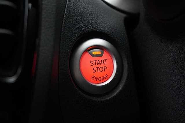 Nissan Juke 1.6 112 BOSE Personal Edition with Nav + Rear Camera & Black Exterior Pack