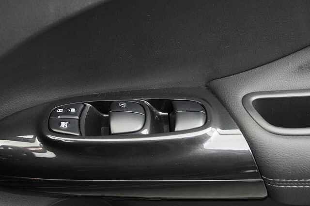 Nissan Juke 1.6 112 BOSE Personal Edition with Nav + Rear Camera & Black Exterior Pack