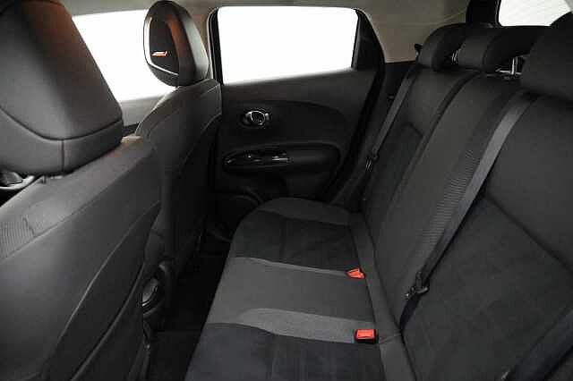 Nissan Juke 1.6 112 BOSE Personal Edition with Nav + Rear Camera & Black Exterior Pack