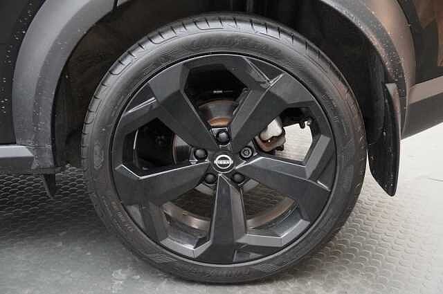 Nissan Juke 1.6 143 HEV Hybrid Premiere Edition Auto with Sat Nav and Rear View Camera