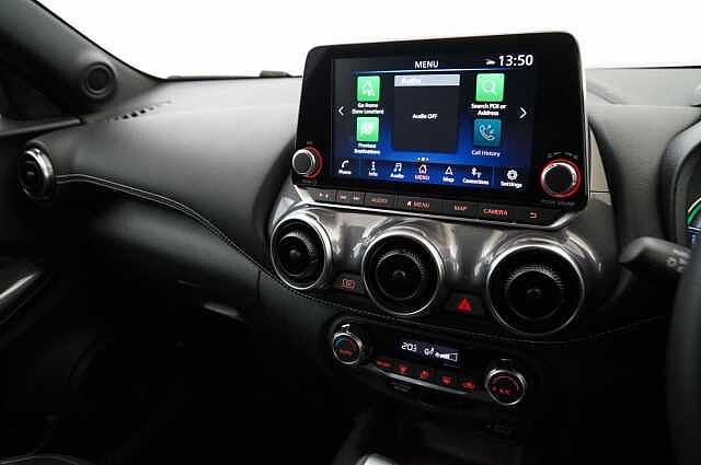 Nissan Juke 1.6 143 HEV Hybrid N-Connecta Auto with Sat Nav and Rear View Camera