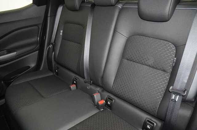 Nissan Juke 1.6 143 HEV Hybrid N-Connecta Auto with Sat Nav and Rear View Camera