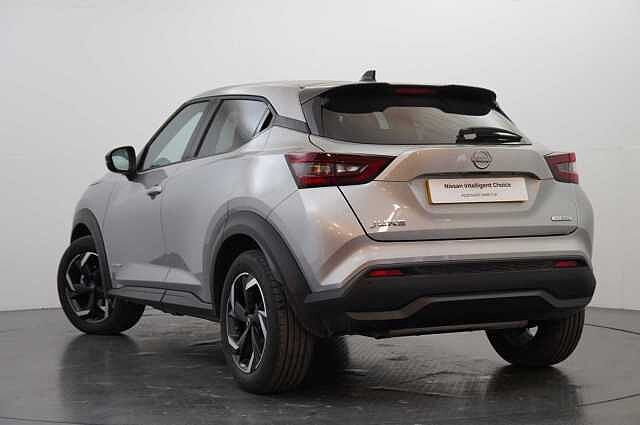Nissan Juke 1.6 143 HEV Hybrid N-Connecta Auto with Sat Nav and Rear View Camera