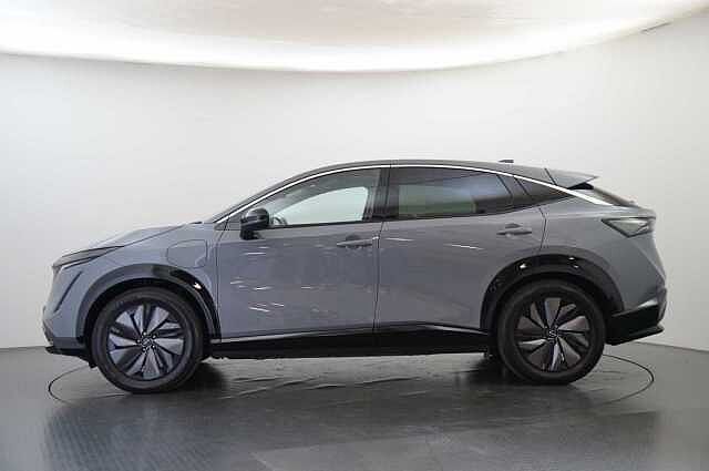 Nissan ARIYA 63KW Advance Auto with 22KW Onboard Charger + Sat Nav and 360 View Cameras